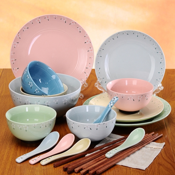 進口陶瓷餐具清關(guān)_副本.jpg